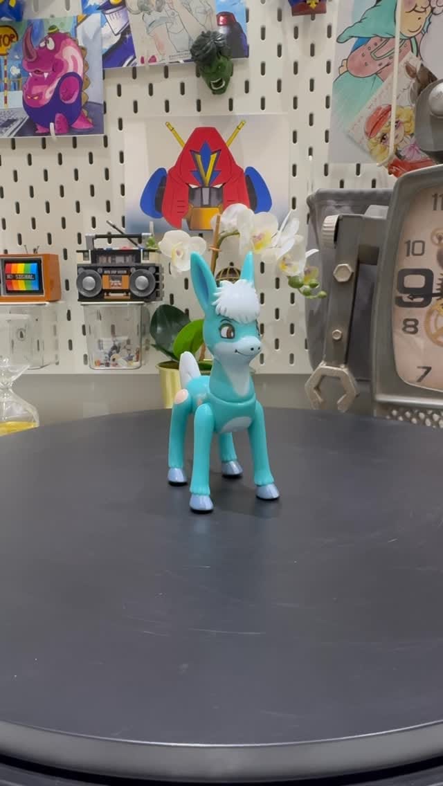 Post 5 by ROBOT TOYS TRADING on Instagram (video)