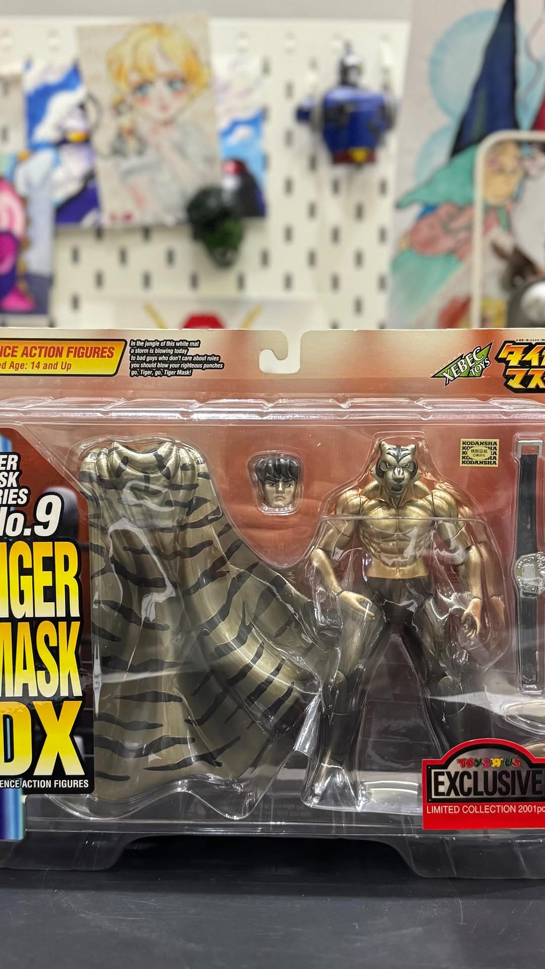 Post 8 by ROBOT TOYS TRADING on Instagram (video)