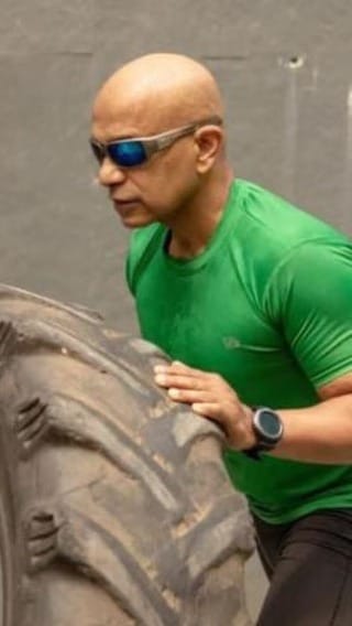 Post 8 by FitnesswithVenancio on Instagram (video)