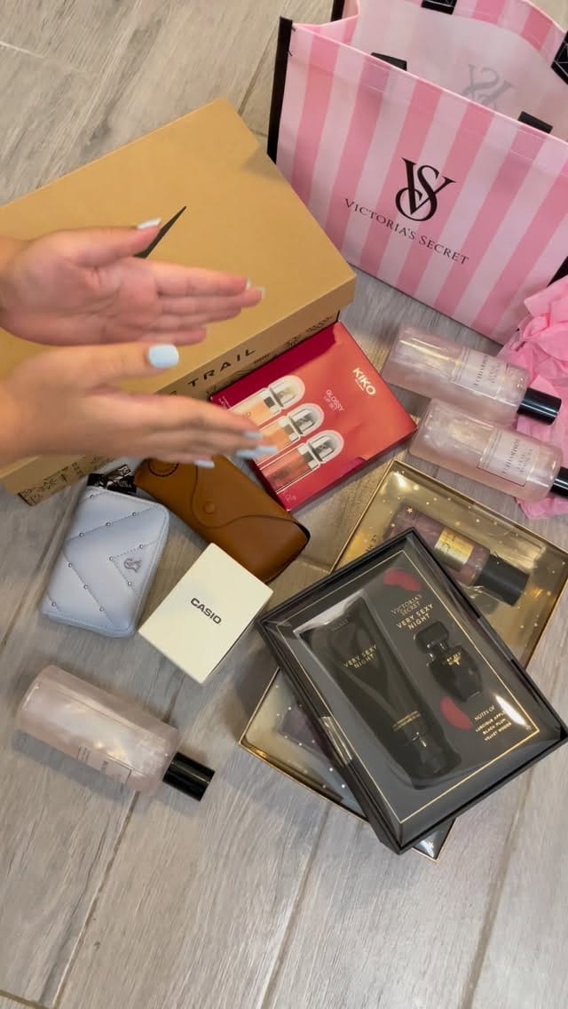 Post 2 by Online shop from dubai🇦🇪 on Instagram (video)