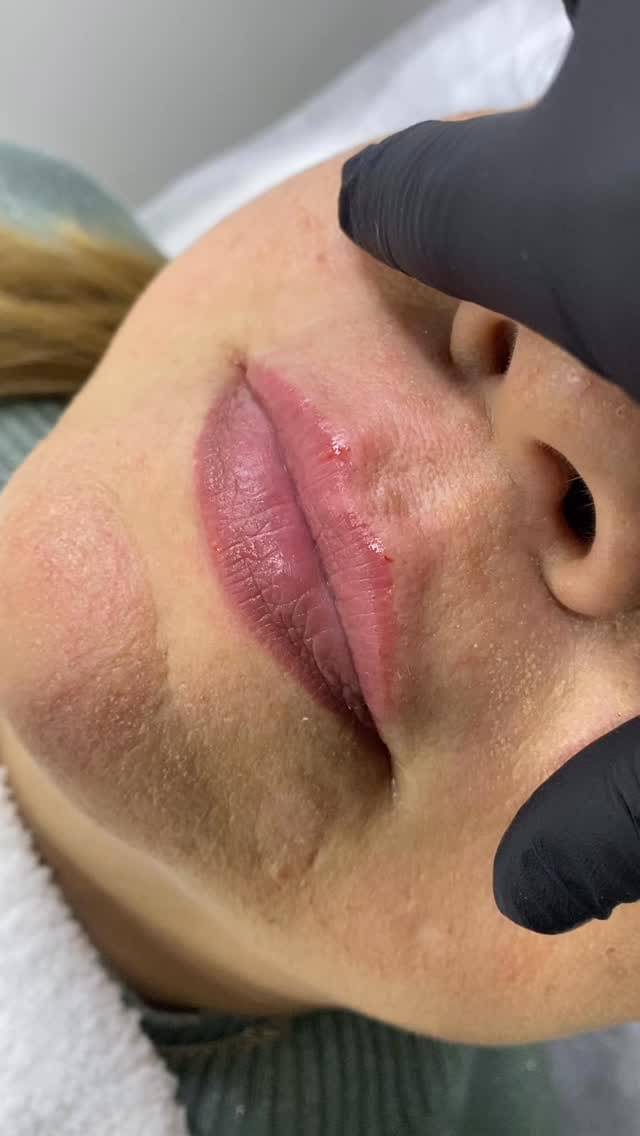 Post 10 by Leyla Aliyeva 🐝 on Instagram (video)