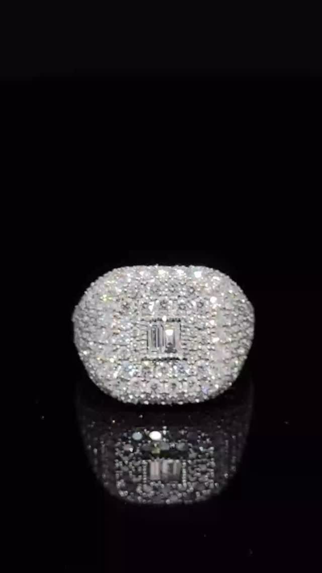 Post 9 by Isadora Jewellery DMCC on Instagram (video)