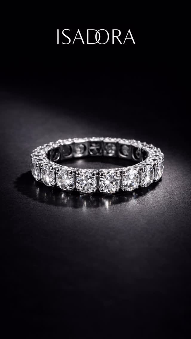 Post 4 by Isadora Jewellery DMCC on Instagram (video)