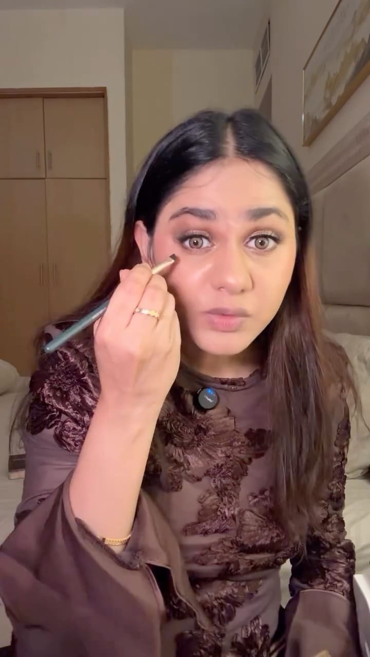 Post 8 by Afreen Sayed on Instagram (video)