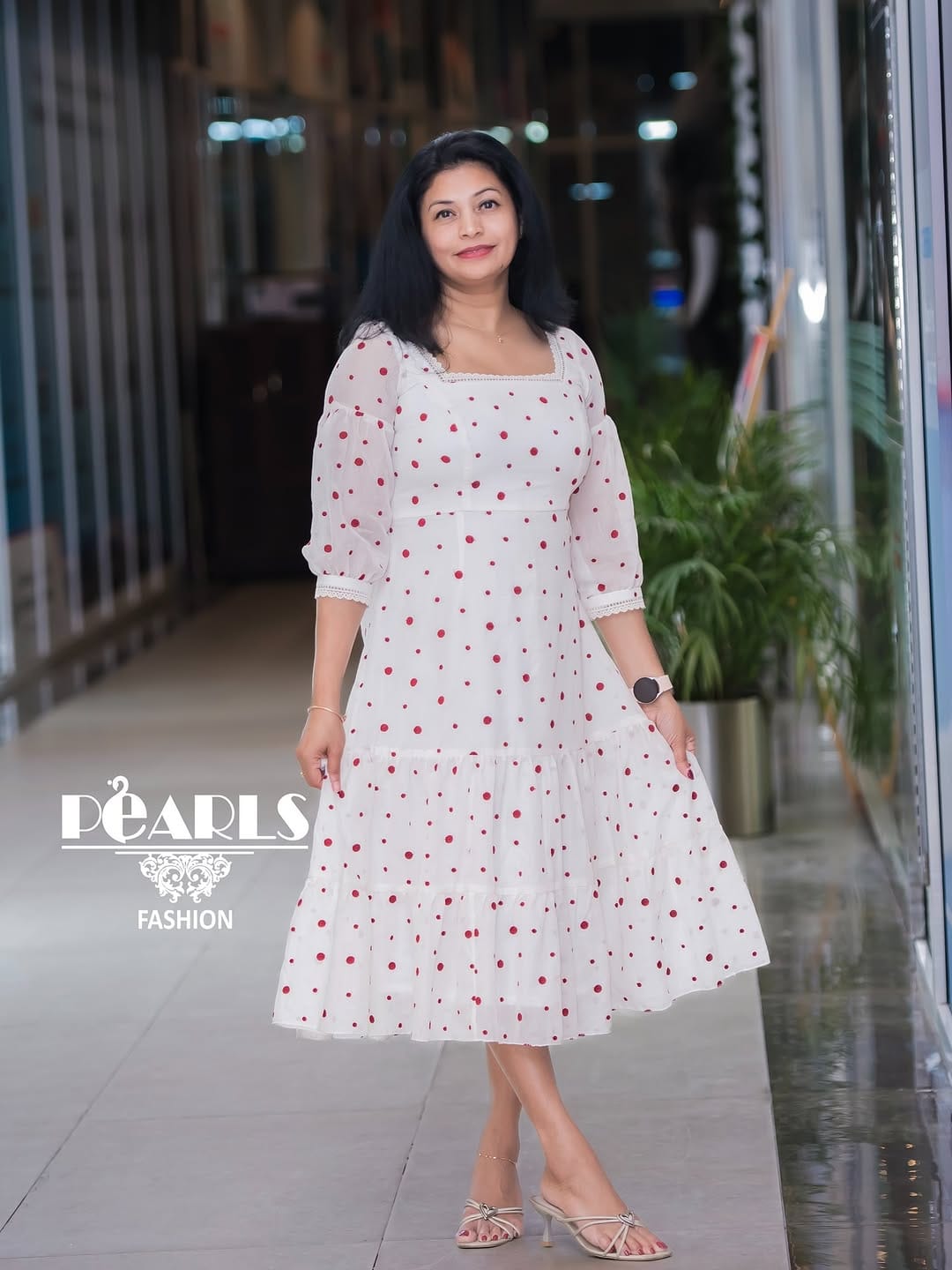 Post 5 by PEARLS FASHION on Instagram (carousel)