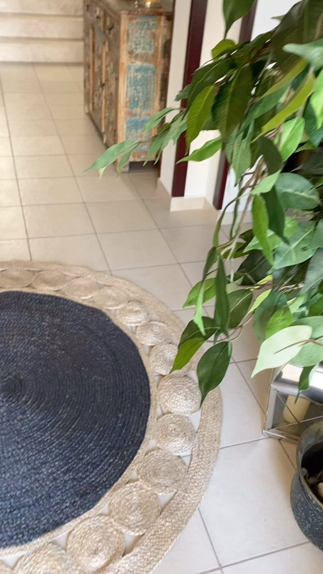 Post 4 by Avioni Home UAE on Instagram (video)