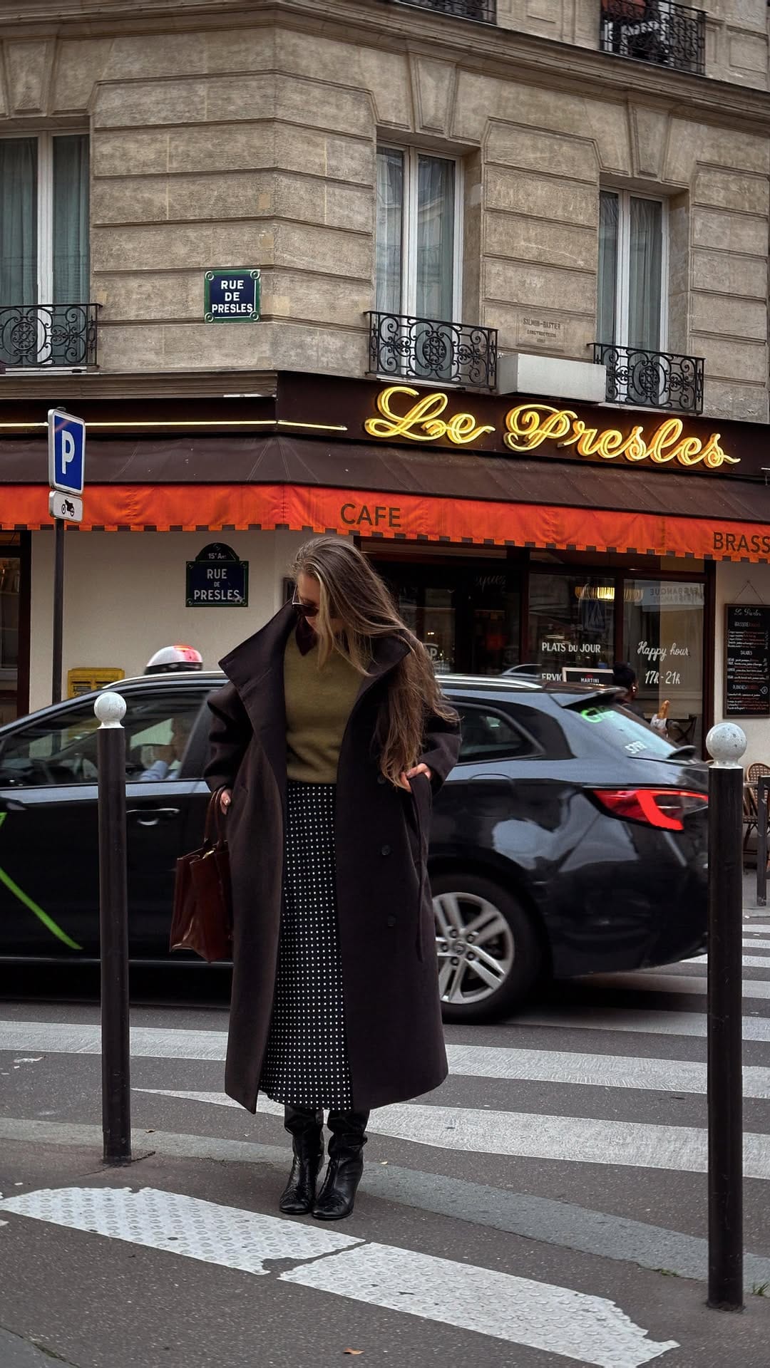 Post 2 by Milena Barzakova │ Mell & the City on Instagram (video)