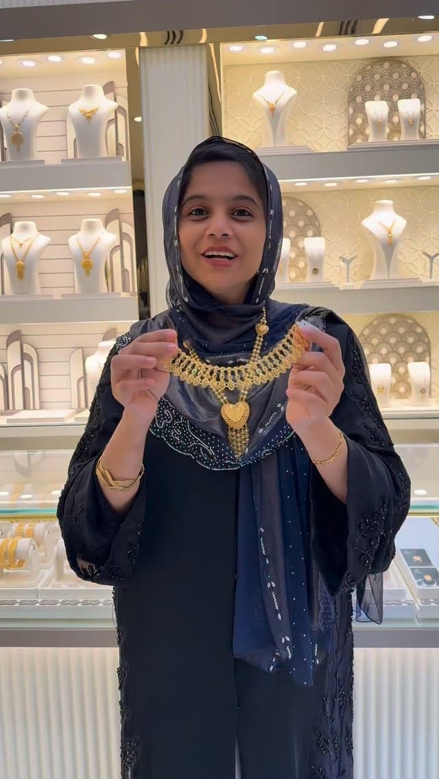 Post 2 by Renosa Begam sahul hameed on Instagram (video)