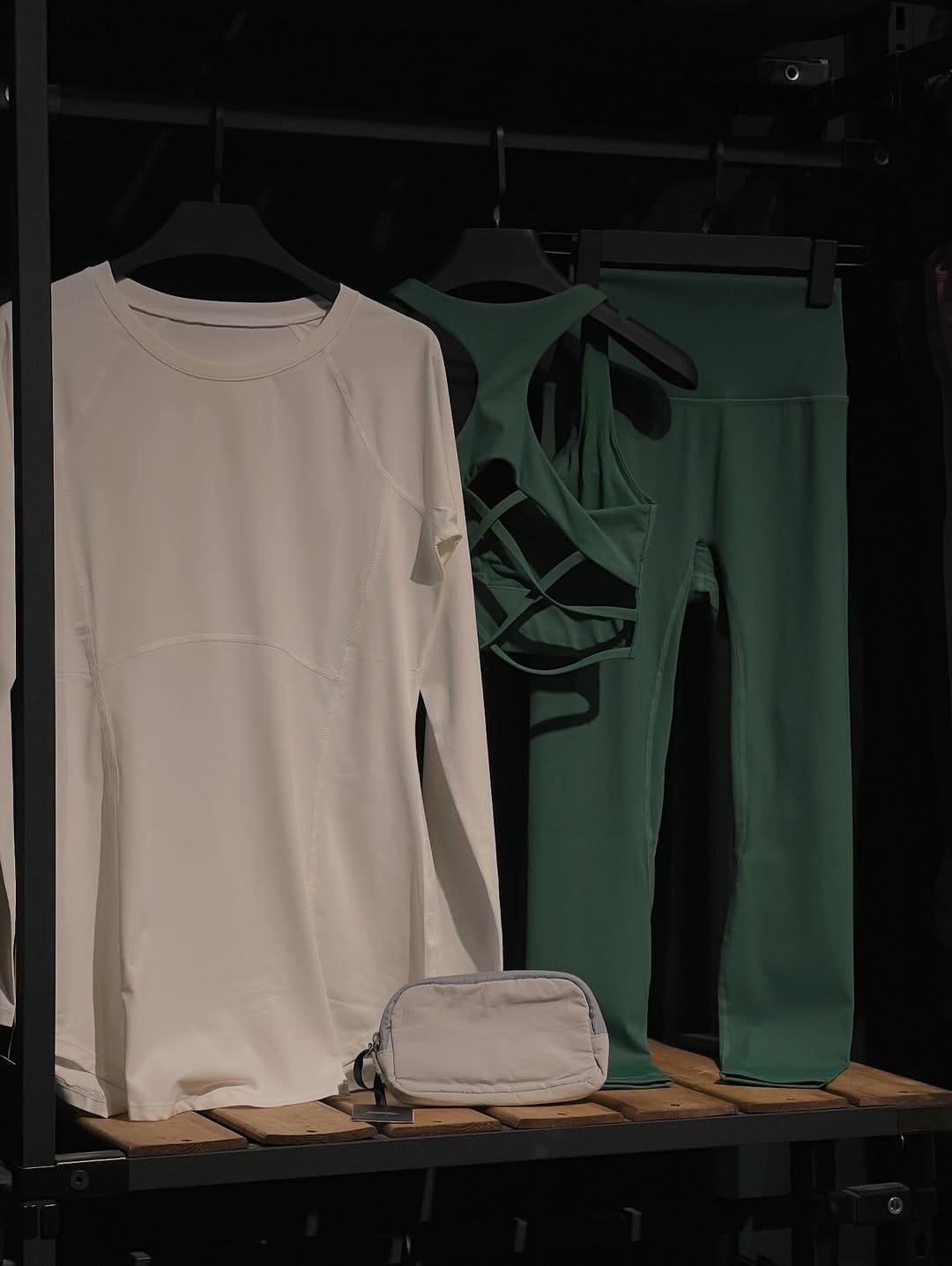 Post 10 by بوتیک ورزشی بِ | ست ورزشی | لگ | نیمتنه besportclothes on Instagram (carousel)