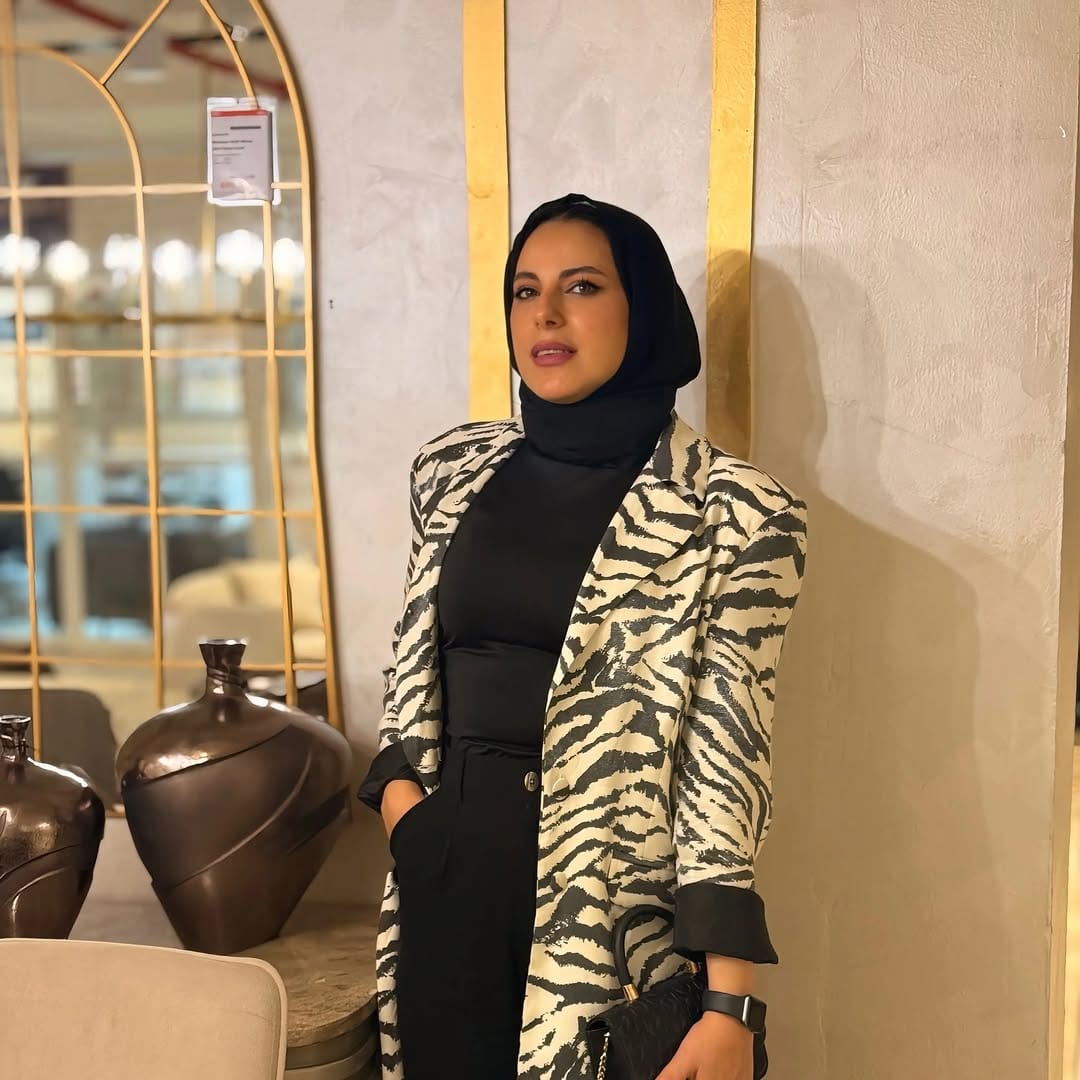 Post 7 by Amira Ibrahim on Instagram (carousel)