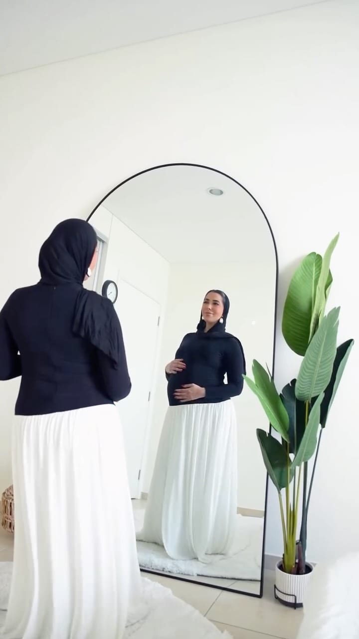 Post 7 by Amany Fawzi on Instagram (video)