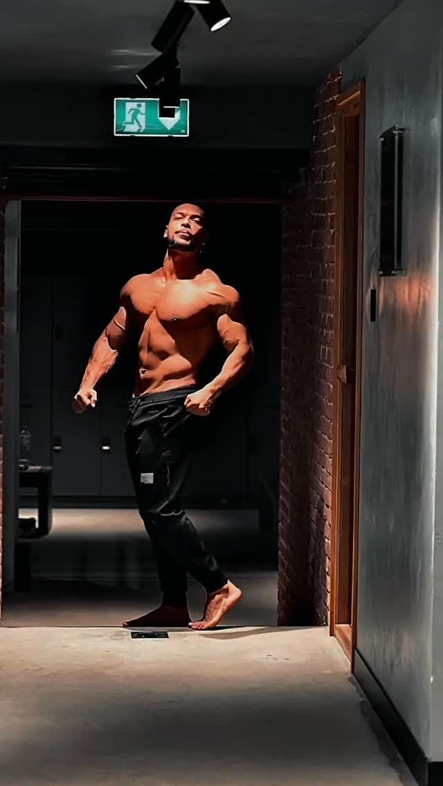 Post 8 by Mohamed Ghanam - محمد الغنام on Instagram (video)