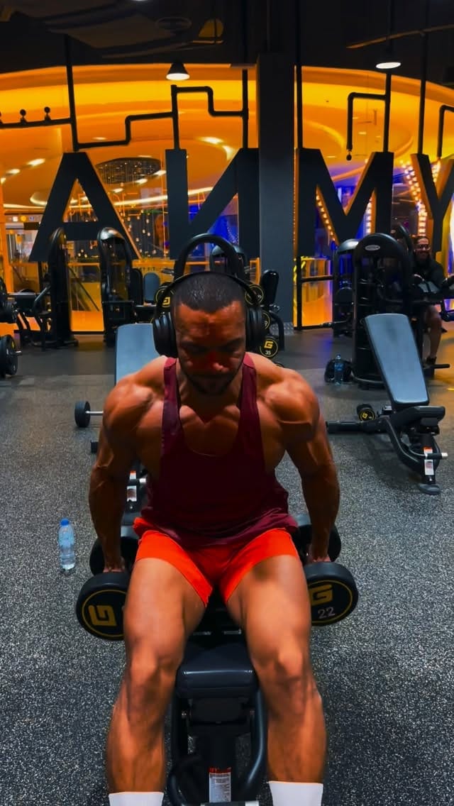 Post 10 by Mohamed Ghanam - محمد الغنام on Instagram (video)