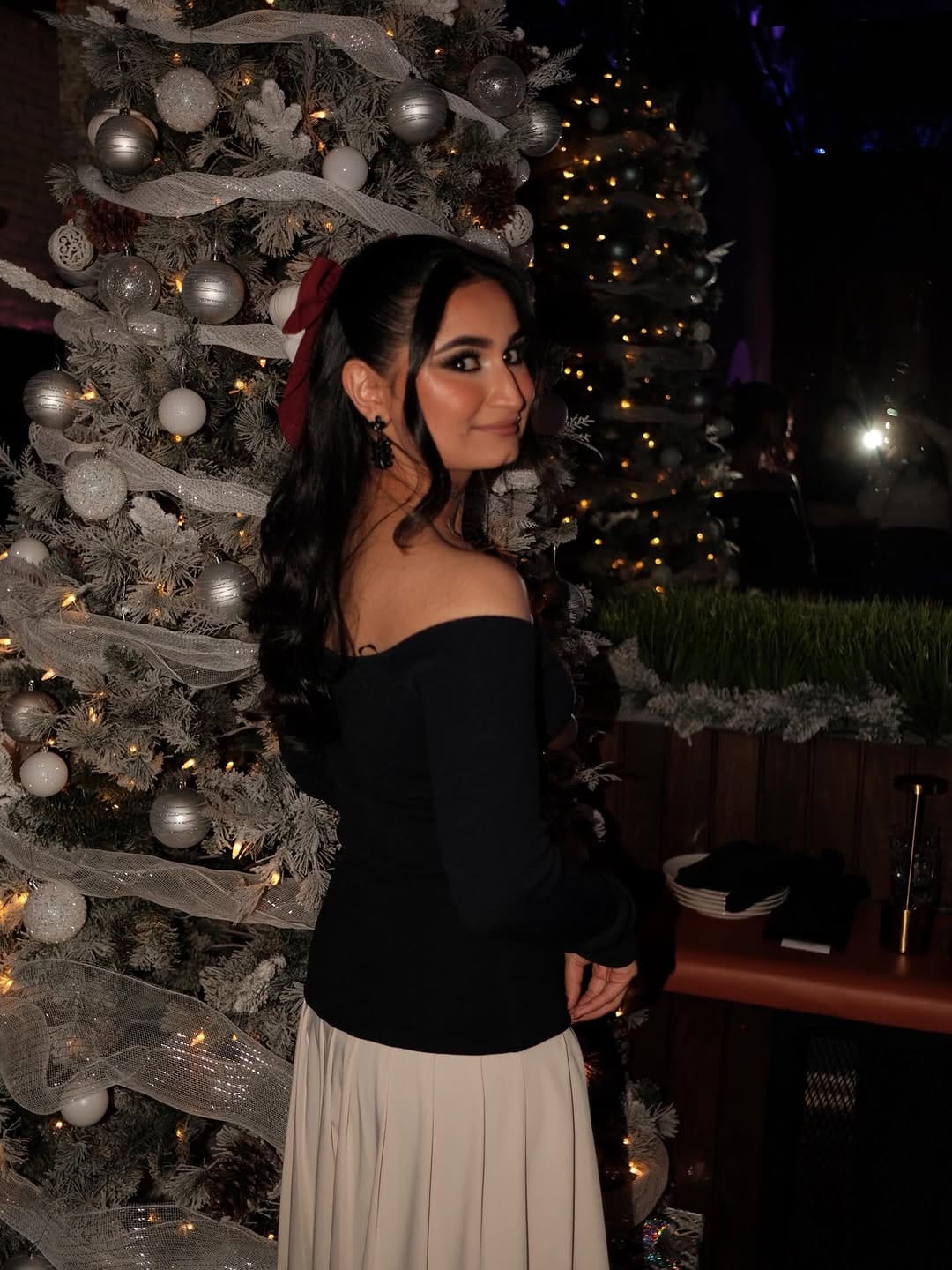 Post 9 by MAHEEN MALIK 💘 on Instagram (carousel)