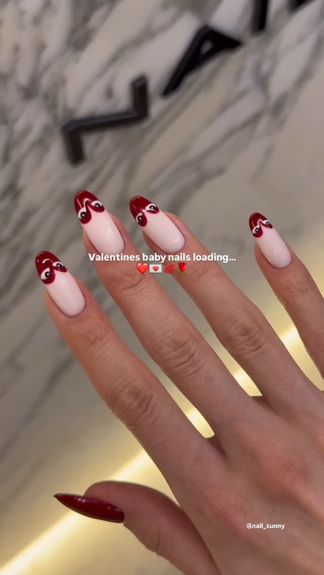 Post 5 by International network salons 🇺🇸 🇷🇺 🇦🇪🇦🇲We do house calls💅🏻 on Instagram (video)