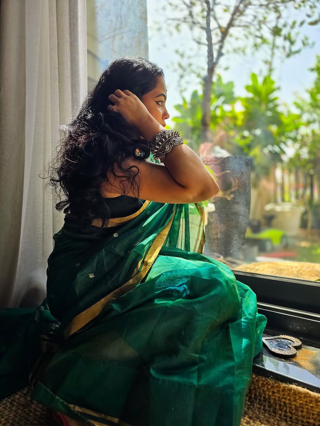 Post 10 by Amrita Das on Instagram (carousel)