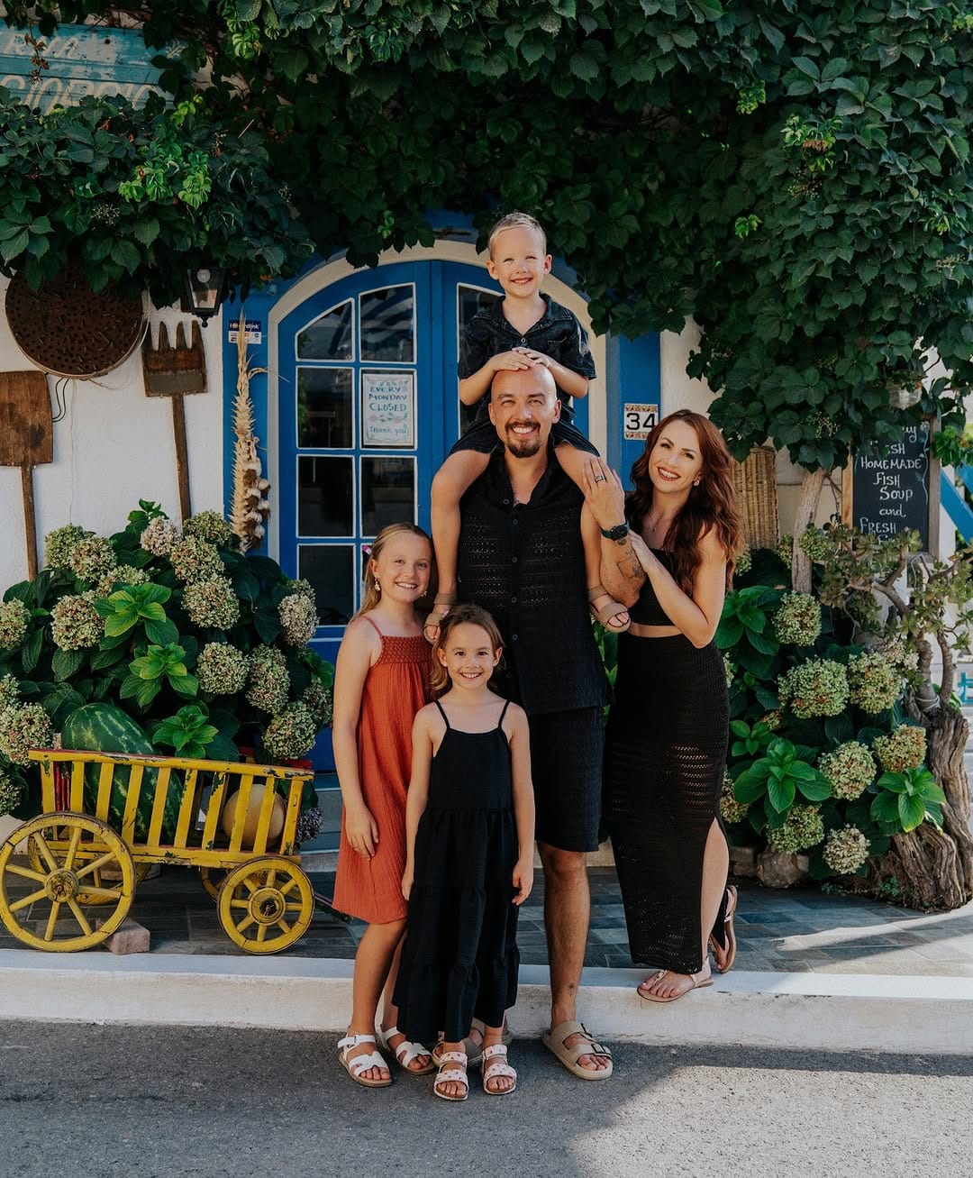 Post 9 by MAX & TINA ENGELHARDT | FIVEJOURNEYS on Instagram (carousel)
