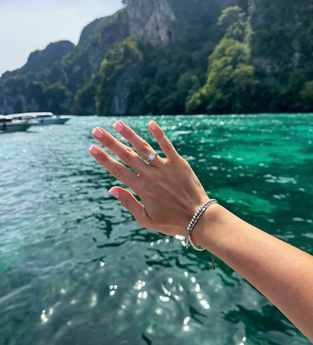 Post 9 by ANGELINA ZHUKOVA on Instagram (image)