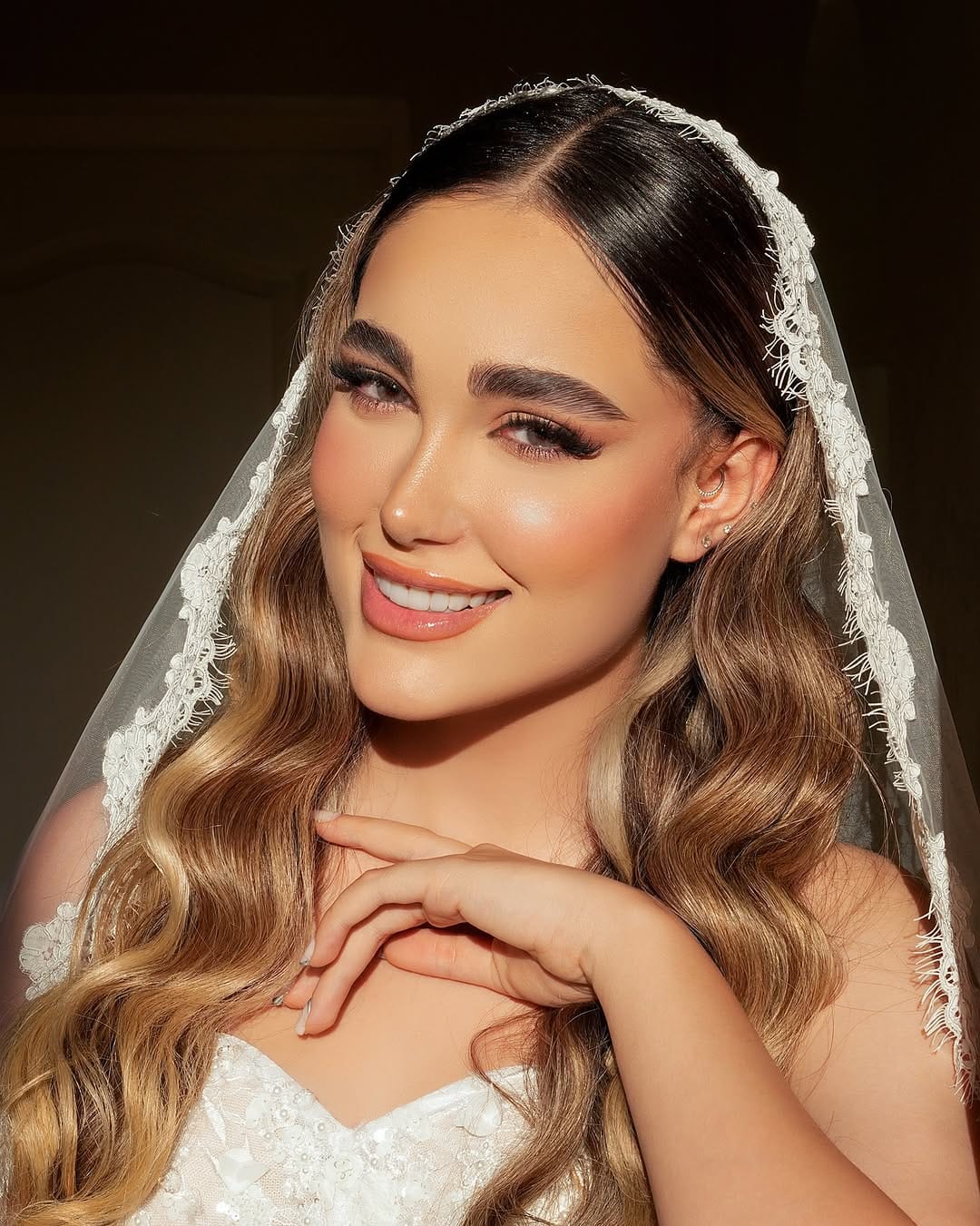 Post 5 by Aura beauty lounge/ شیراز/سالن زیبایی اورا on Instagram (carousel)
