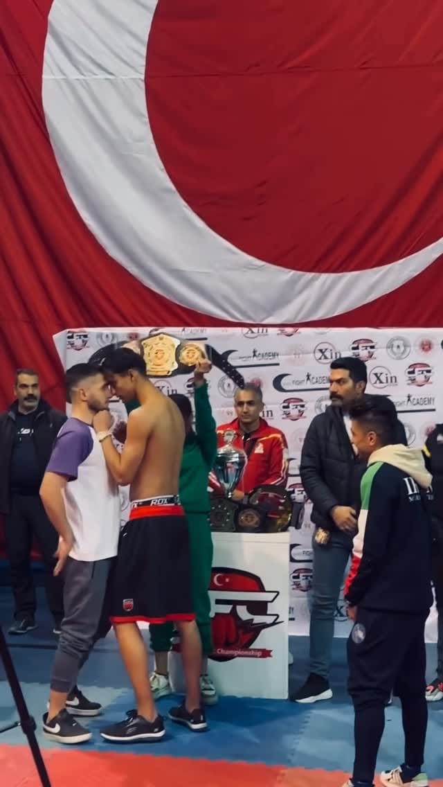 Post 7 by Number One/سینا فتحی on Instagram (video)