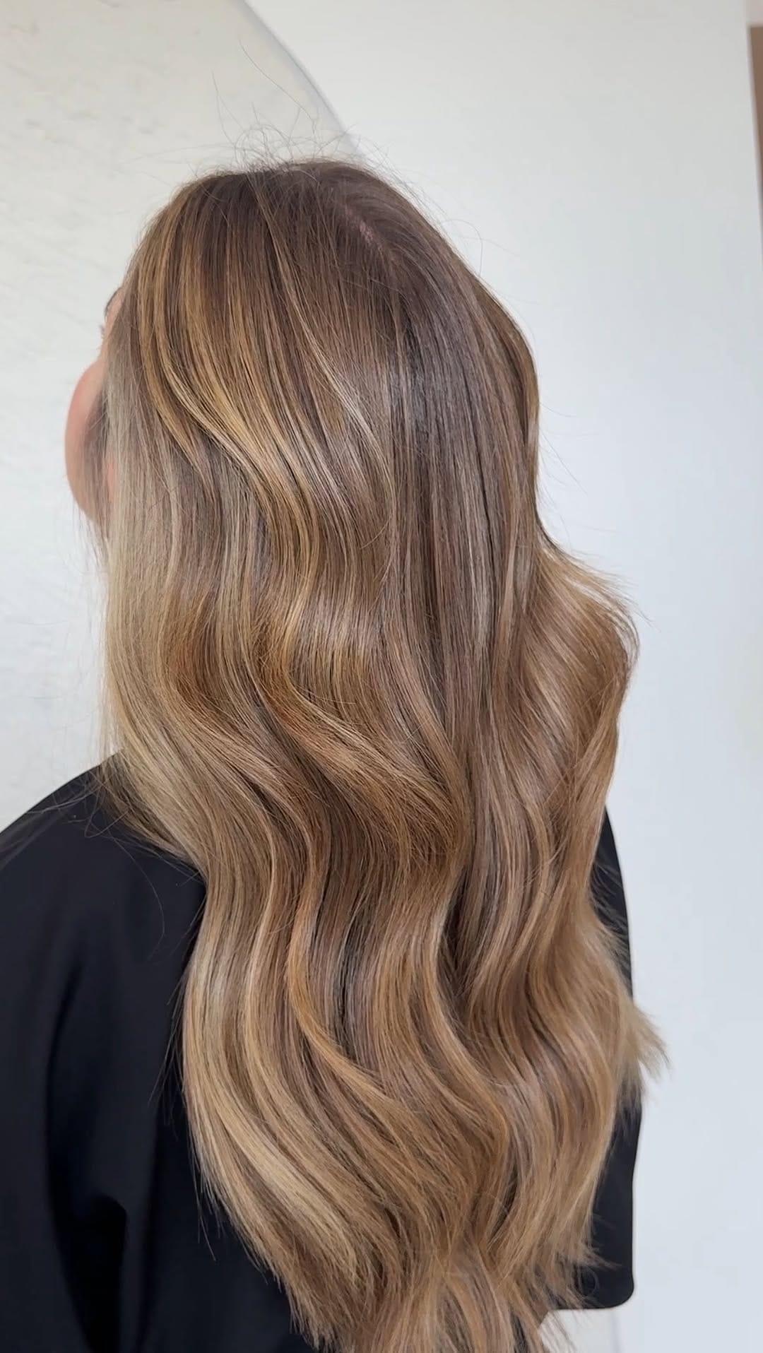 Post 8 by SASALON | BEAUTY SALON | INTERNET CITY | DUBAI on Instagram (video)