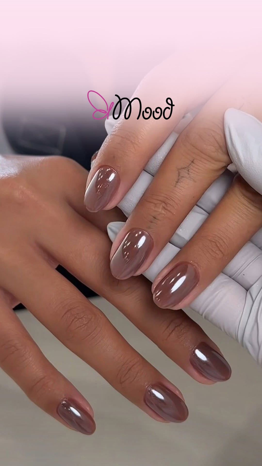 Post 6 by Mood Salon on Instagram (video)