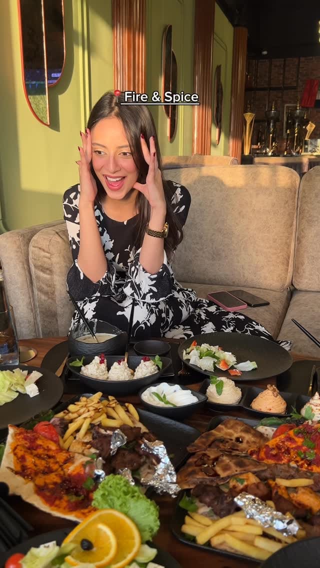 Post 4 by Kainat Aamirr on Instagram (video)