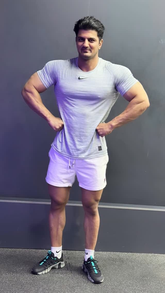 Post 10 by miladrooshanzadeh_IFBBPROCOACH on Instagram (video)