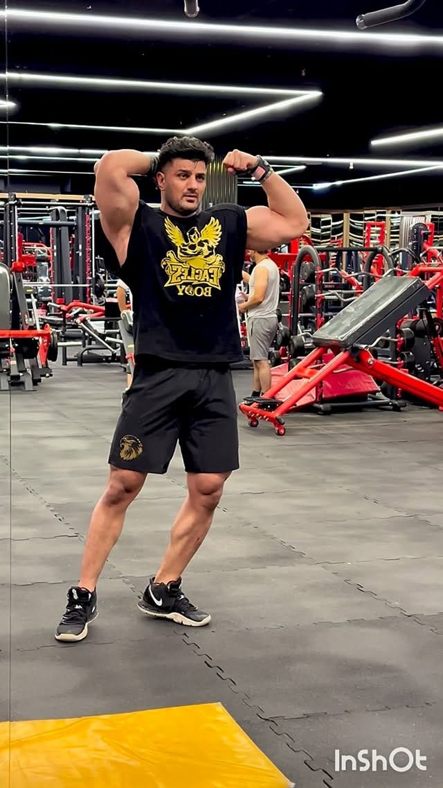 Post 3 by miladrooshanzadeh_IFBBPROCOACH on Instagram (video)
