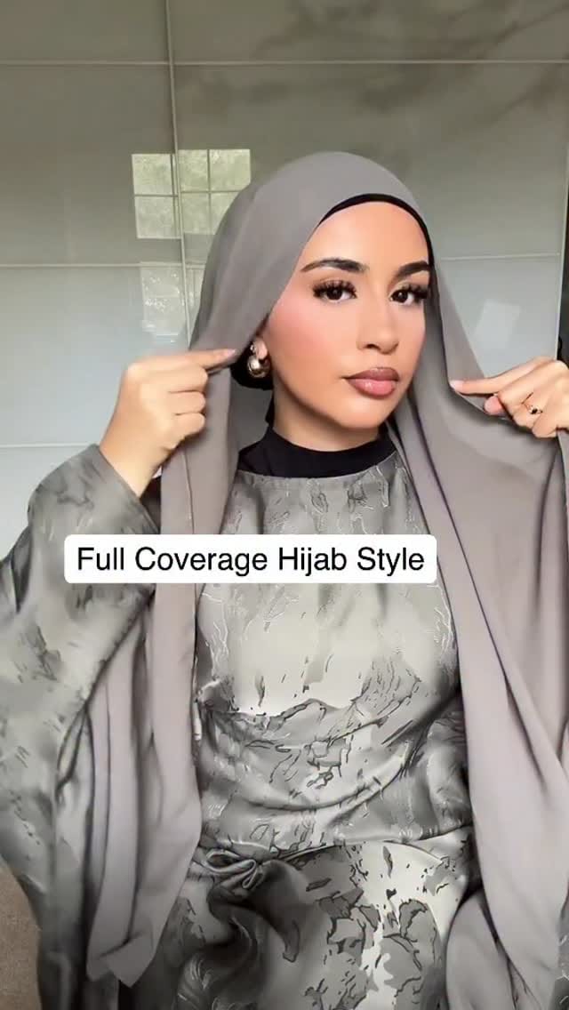 Post 9 by @hijabtiofficial on Instagram (video)