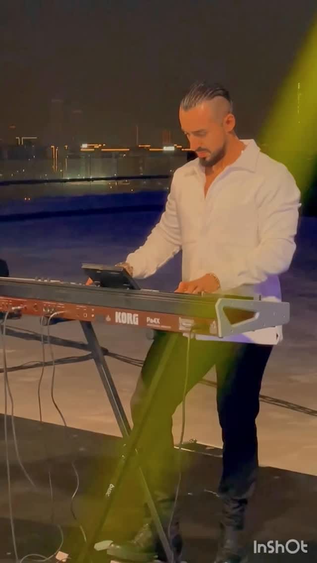 Post 8 by Ali Jabr on Instagram (video)