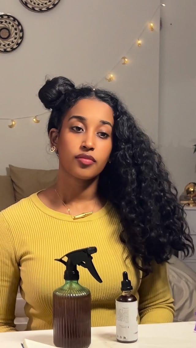 Post 3 by La banana on Instagram (video)