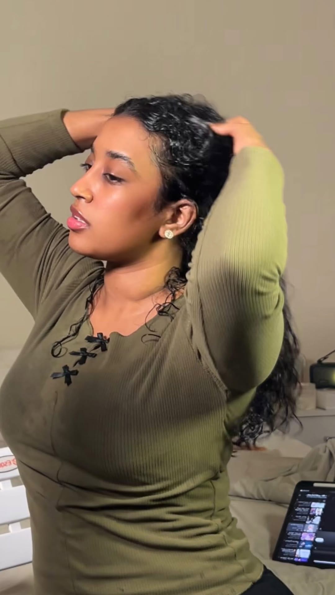 Post 9 by La banana on Instagram (video)