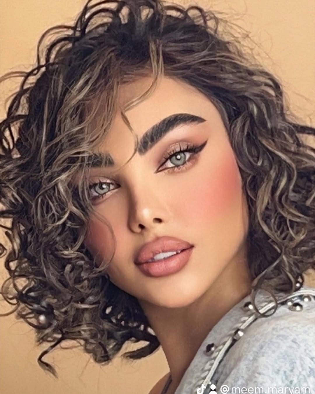 Post 6 by Maryam fathi on Instagram (carousel)