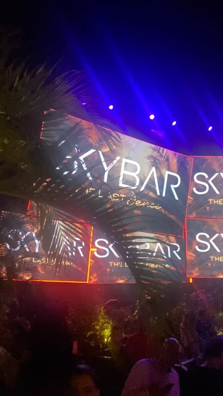 Post 10 by R B 🧿 on Instagram (video)