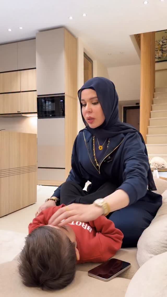 Post 2 by Rafal Mudhafar Mula Alyas on Instagram (video)