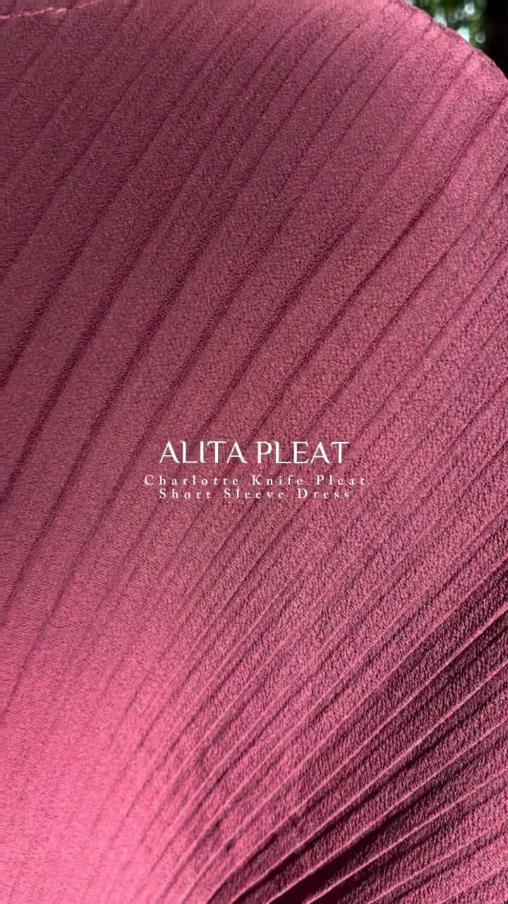 Post 6 by Alita Pleat Middle East on Instagram (video)