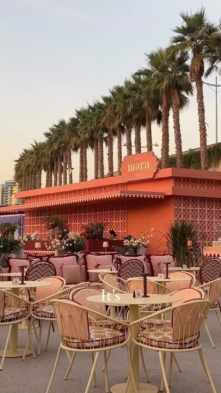 Post 3 by Shumidee on Instagram (video)