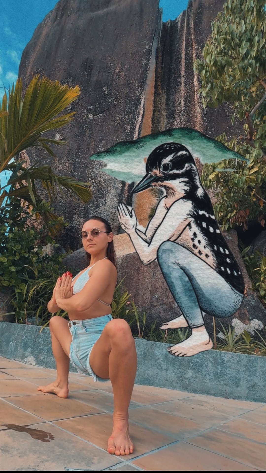 Post 6 by Mariia Mooore on Instagram (video)
