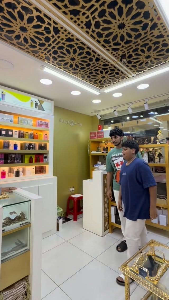 Post 9 by Ruky Perfumes on Instagram (video)