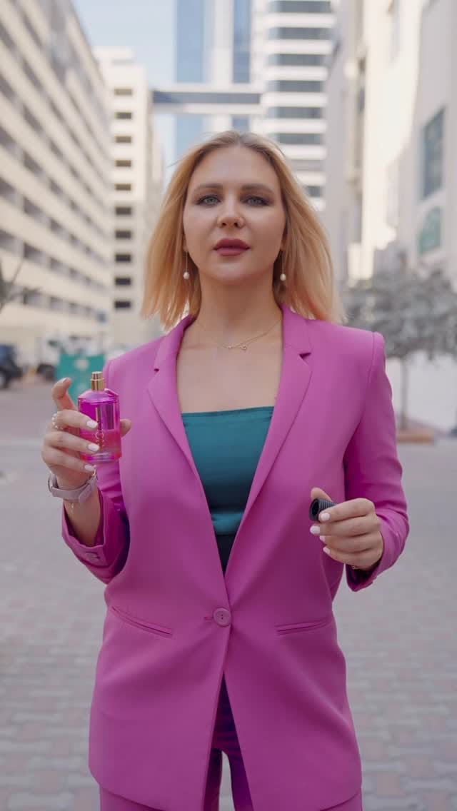 Post 6 by Ruky Perfumes on Instagram (video)