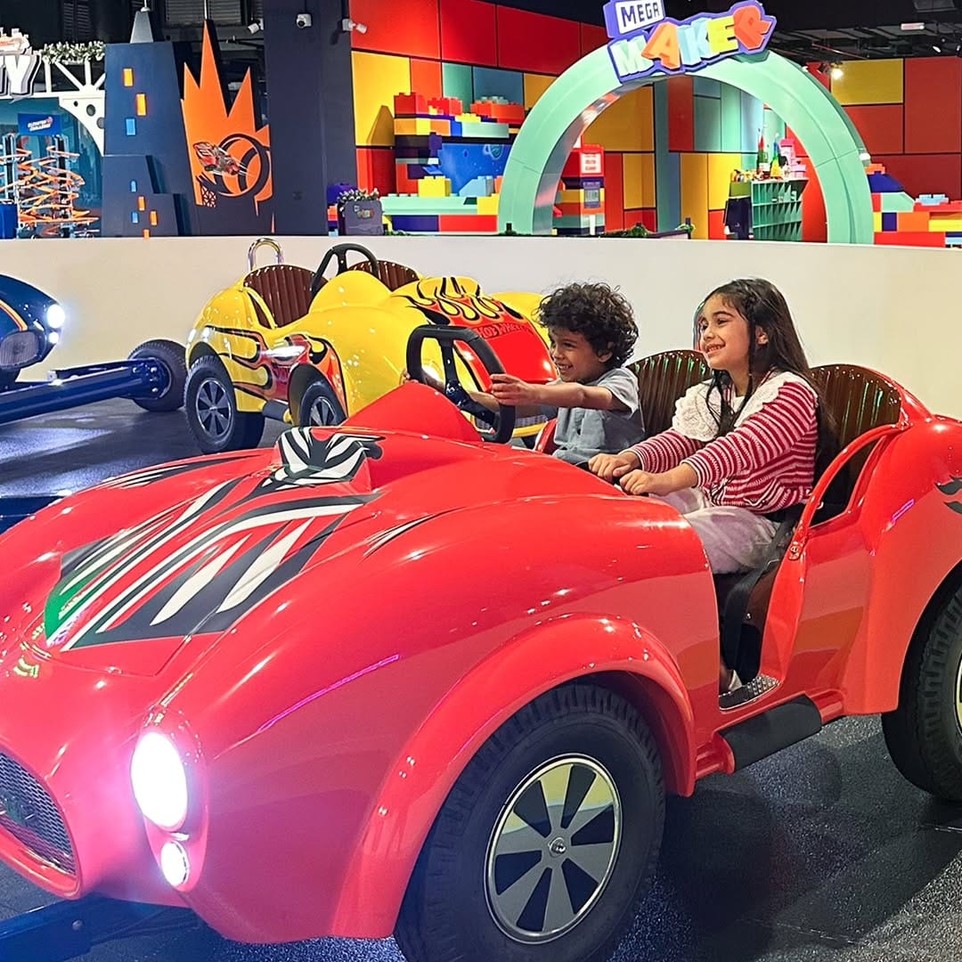 Post 6 by The Galleria Al Maryah Island on Instagram (carousel)