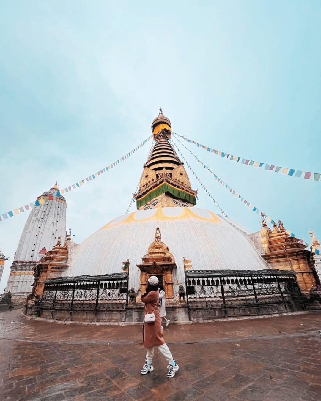 Post 3 by Julia Gonowon on Instagram (image)