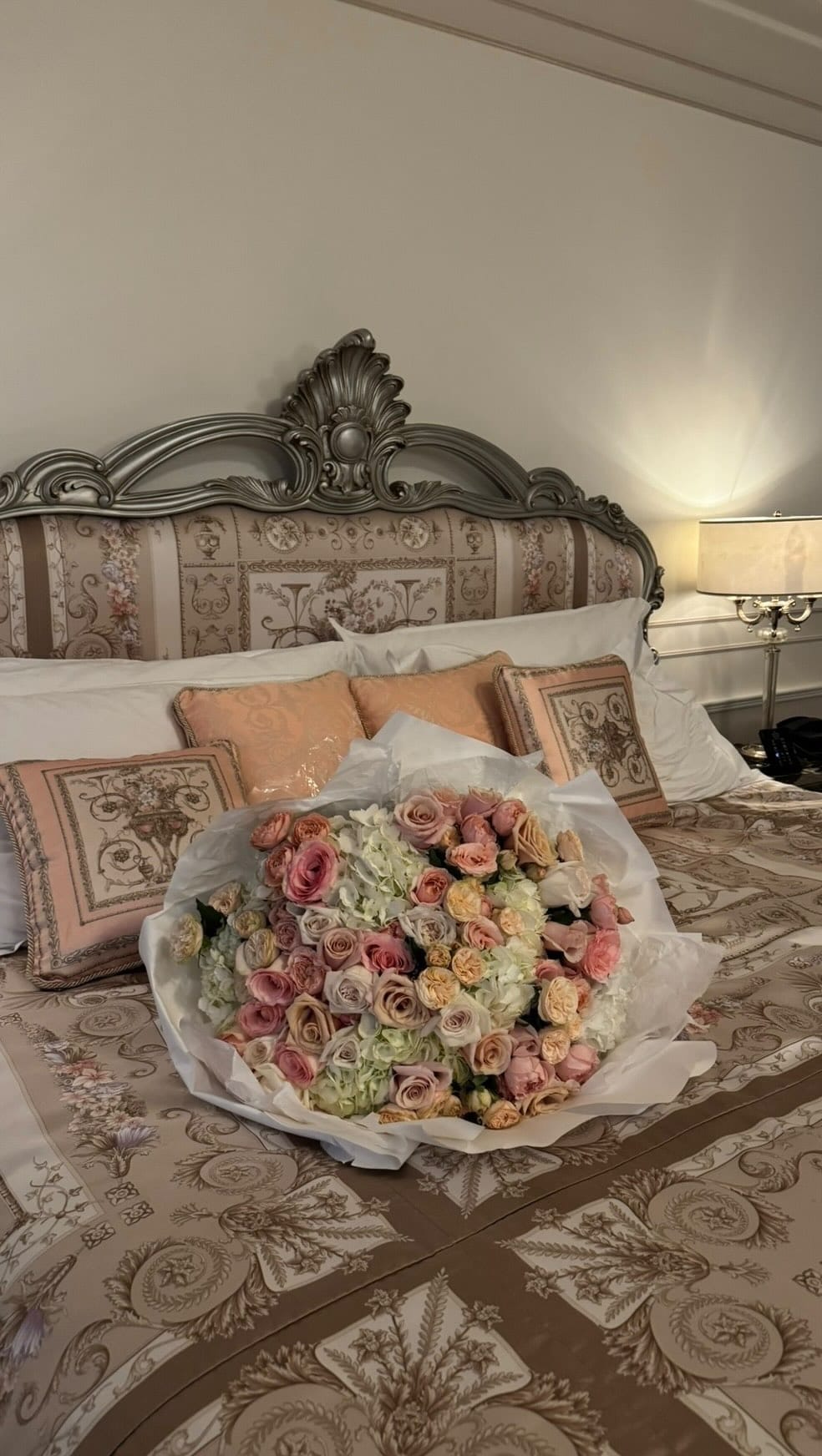 Post 2 by Sienna Hollen on Instagram (video)