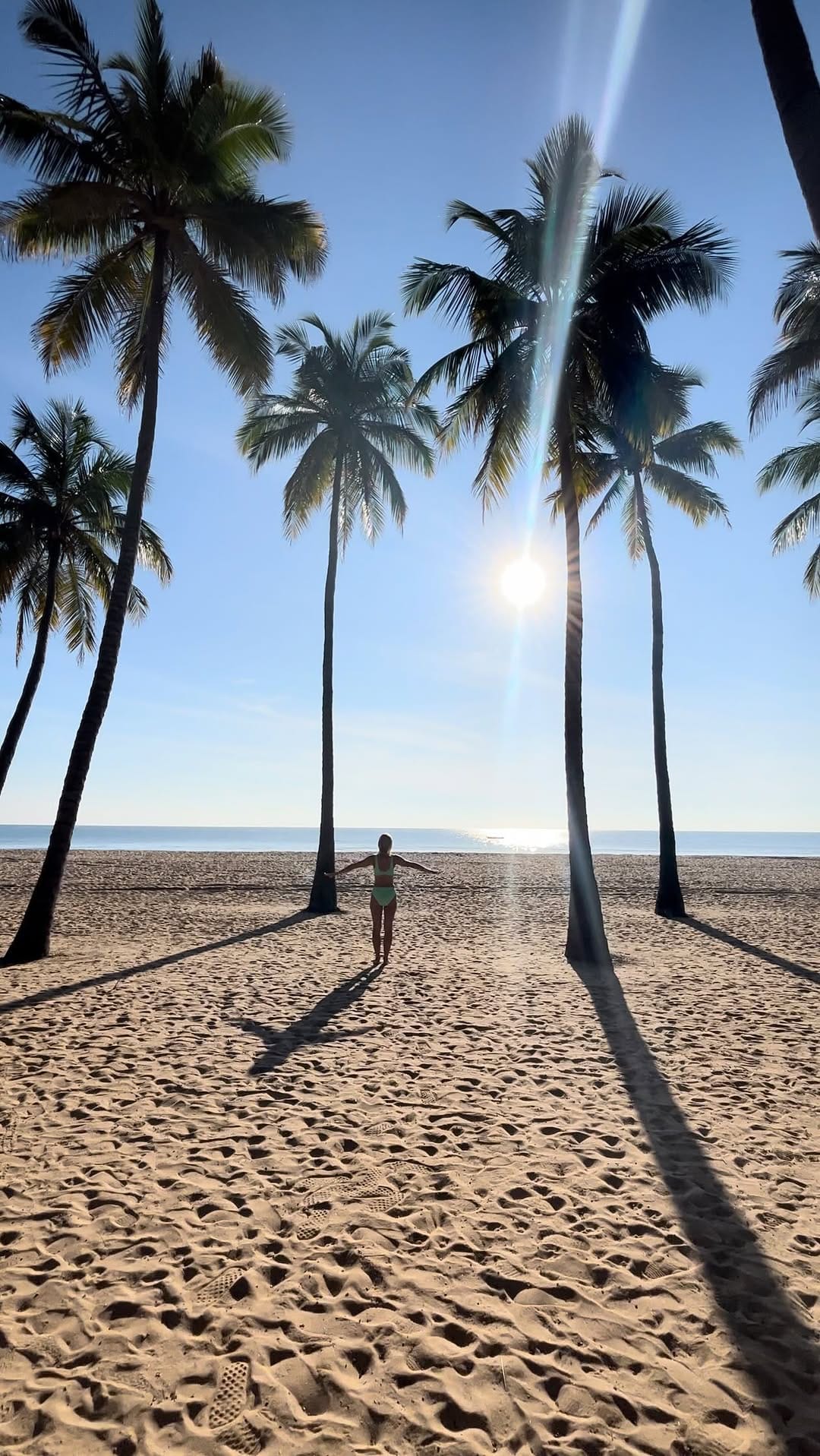 Post 4 by Creative photographer in Dubai on Instagram (video)