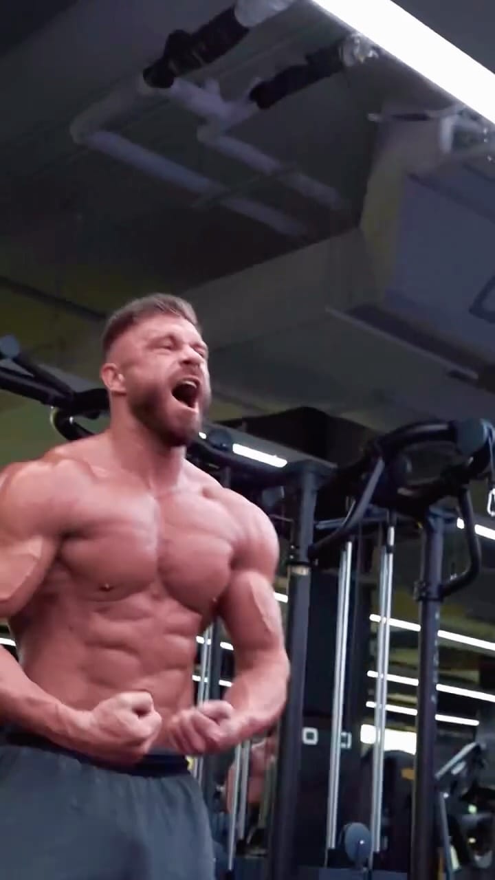 Post 7 by Rasto Valent IFBB PRO on Instagram (video)