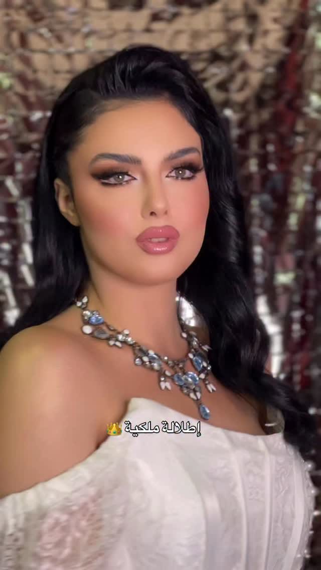 Post 4 by Souha Shreiky on Instagram (video)