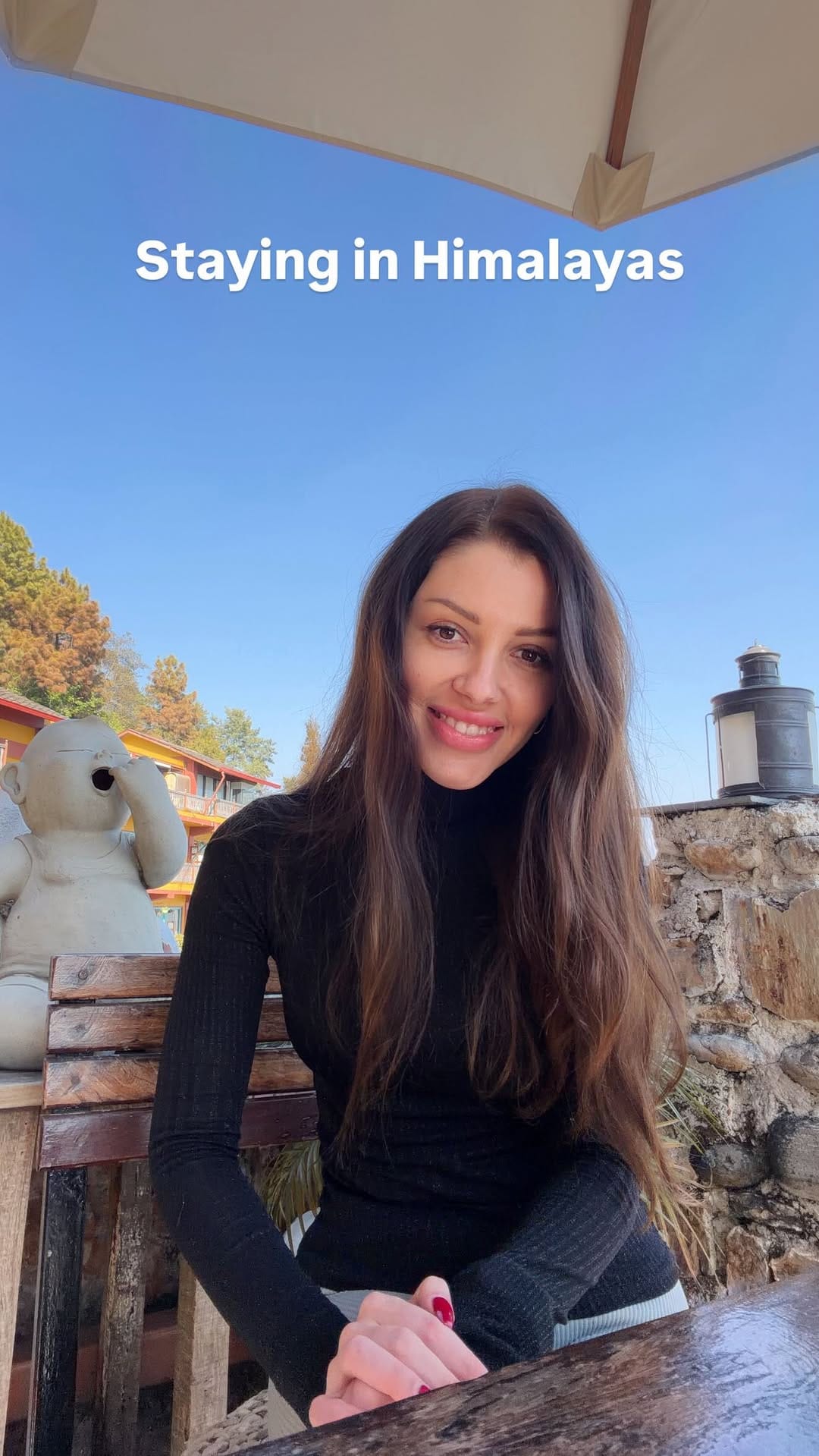 Post 2 by Mariana on Instagram (video)