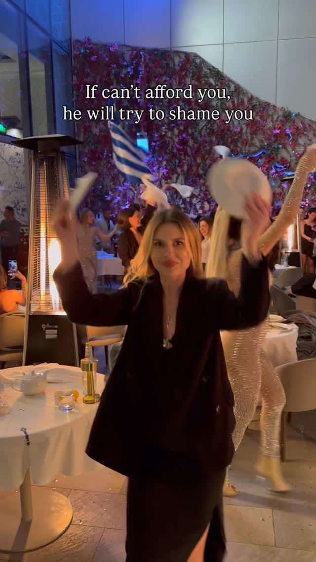 Post 7 by Alina Yanchuk on Instagram (video)