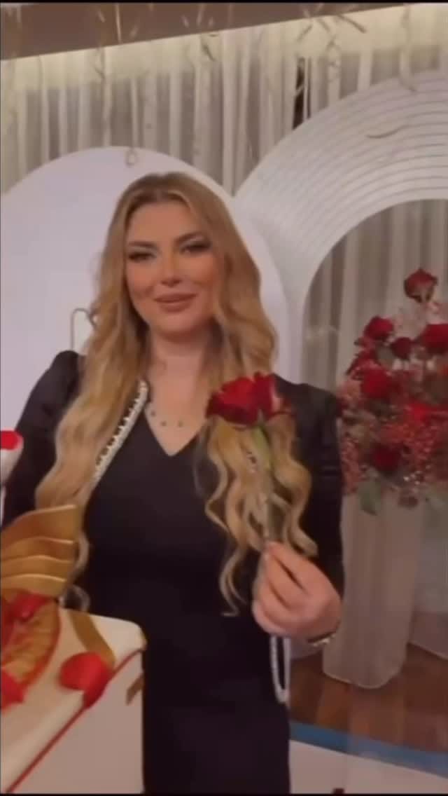 Post 1 by Rasha Hatoum on Instagram (video)
